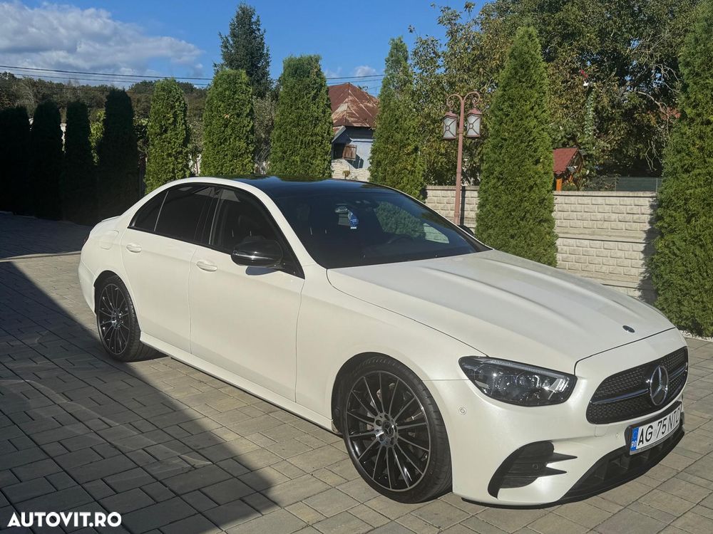 Mercedes-Benz E 220 d 4Matic T 9G-TRONIC AMG Line - 3