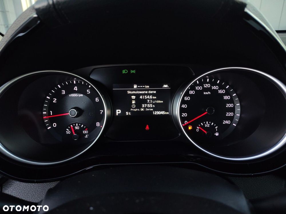 Kia ProCeed 1.5 T-GDI DCT7 OPF GT LINE - 17