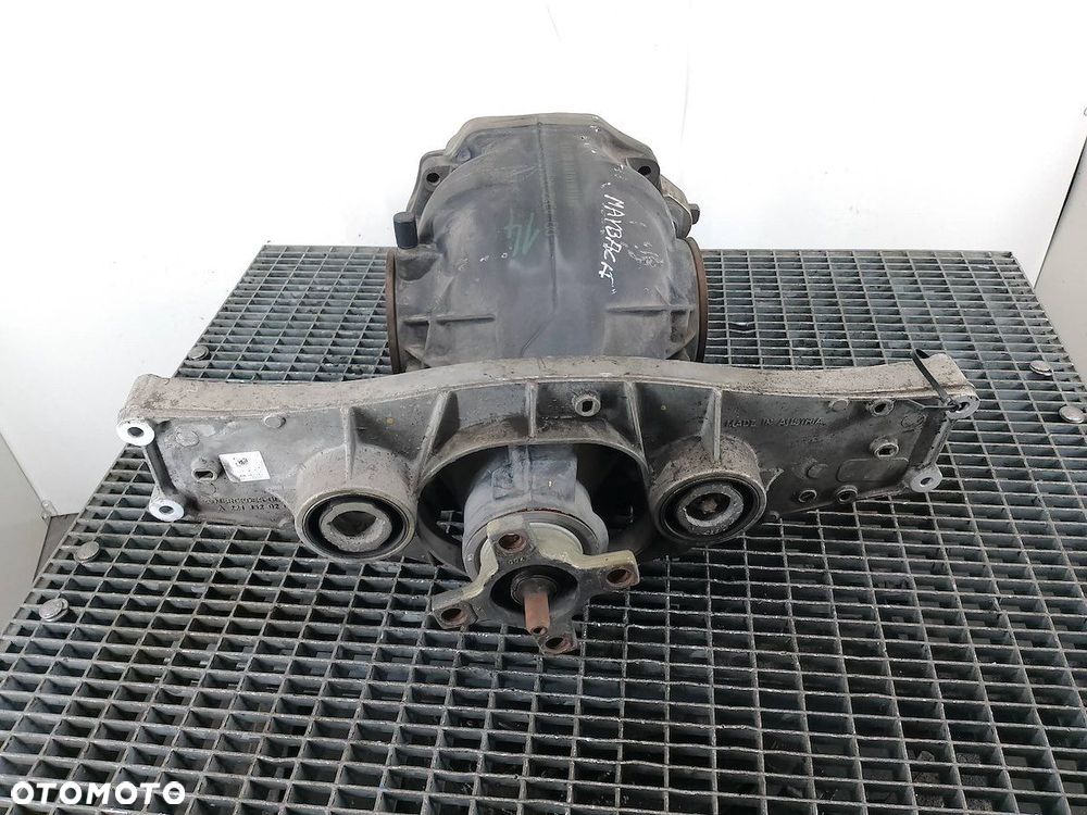 DYFERENCJAŁ TYŁ MAYBACH X222 A2213510508 6.0 V12 - 3