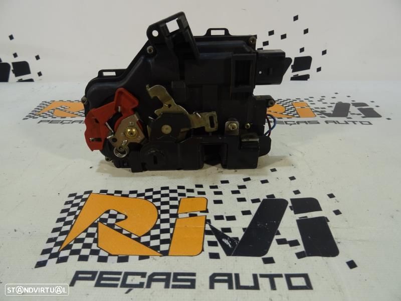 Fecho Da Porta Trás Esquerda Audi A4 (8Ec, B7)  8E0 839 015 C / 8E0839 - 1
