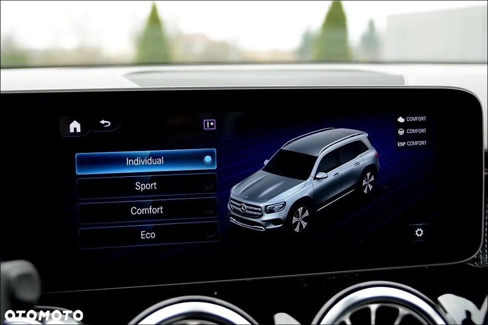 Mercedes-Benz GLB 200 d 8G-DCT Progressive - 35