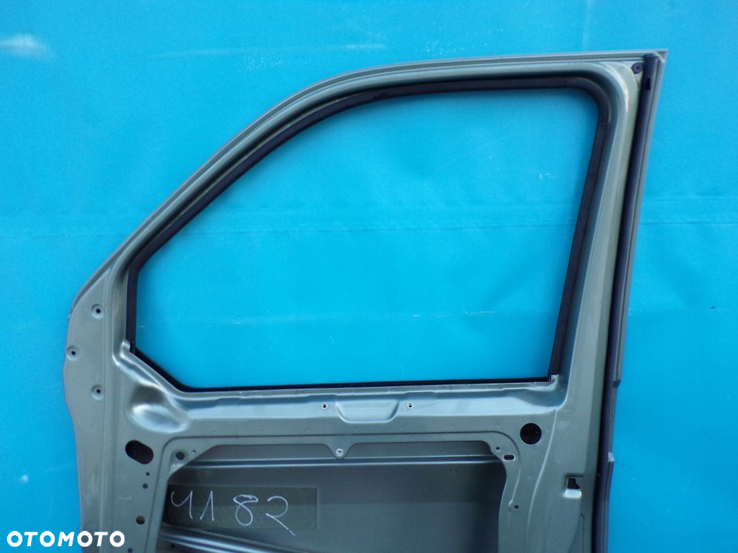VW T5 TRANSPORTER drzwi przednie PRAWE SZARE - 9
