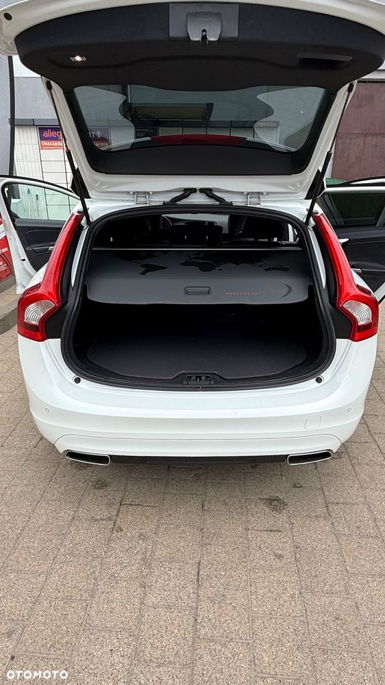 Volvo V60 D4 Drive-E Ocean Race - 18