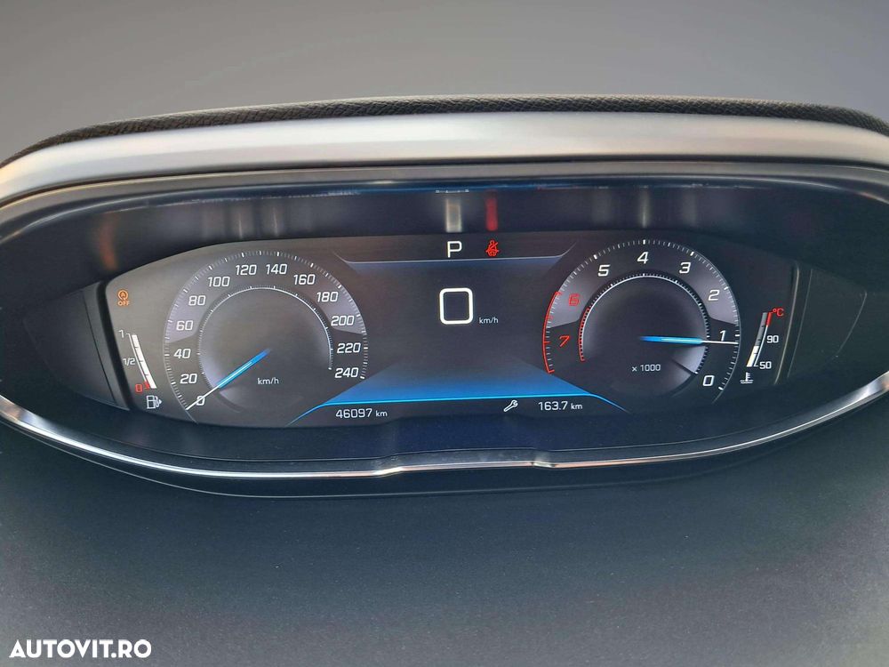 Peugeot 3008 1.2 PureTech 130 EAT8 GT - 7
