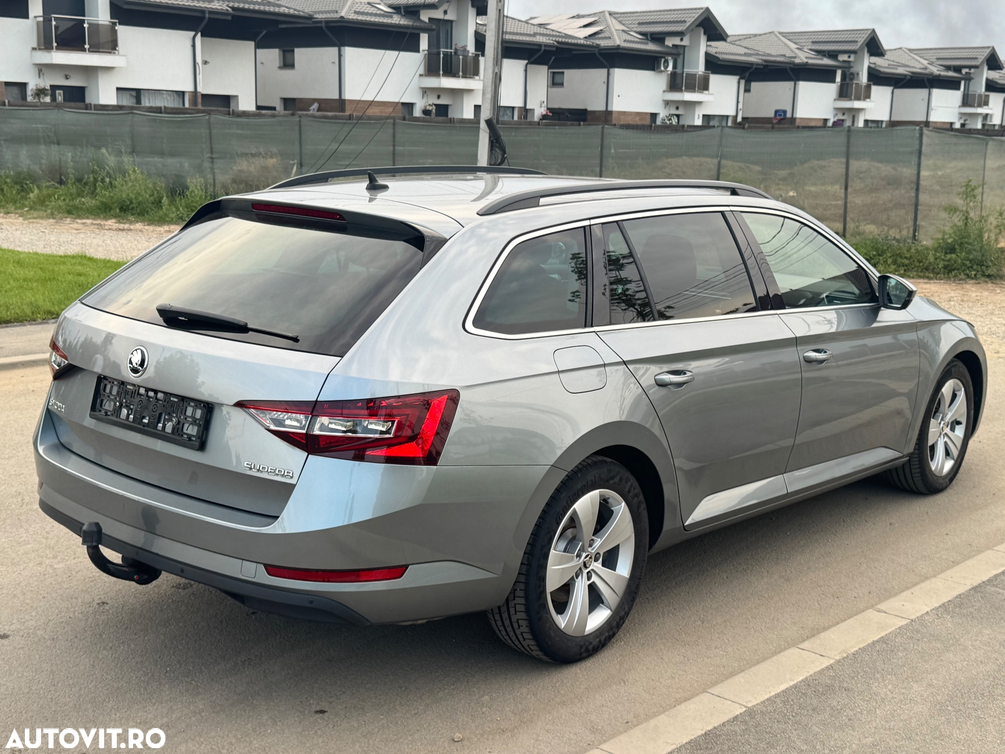 Skoda Superb Combi 1.5 TSI DSG Ambition - 6