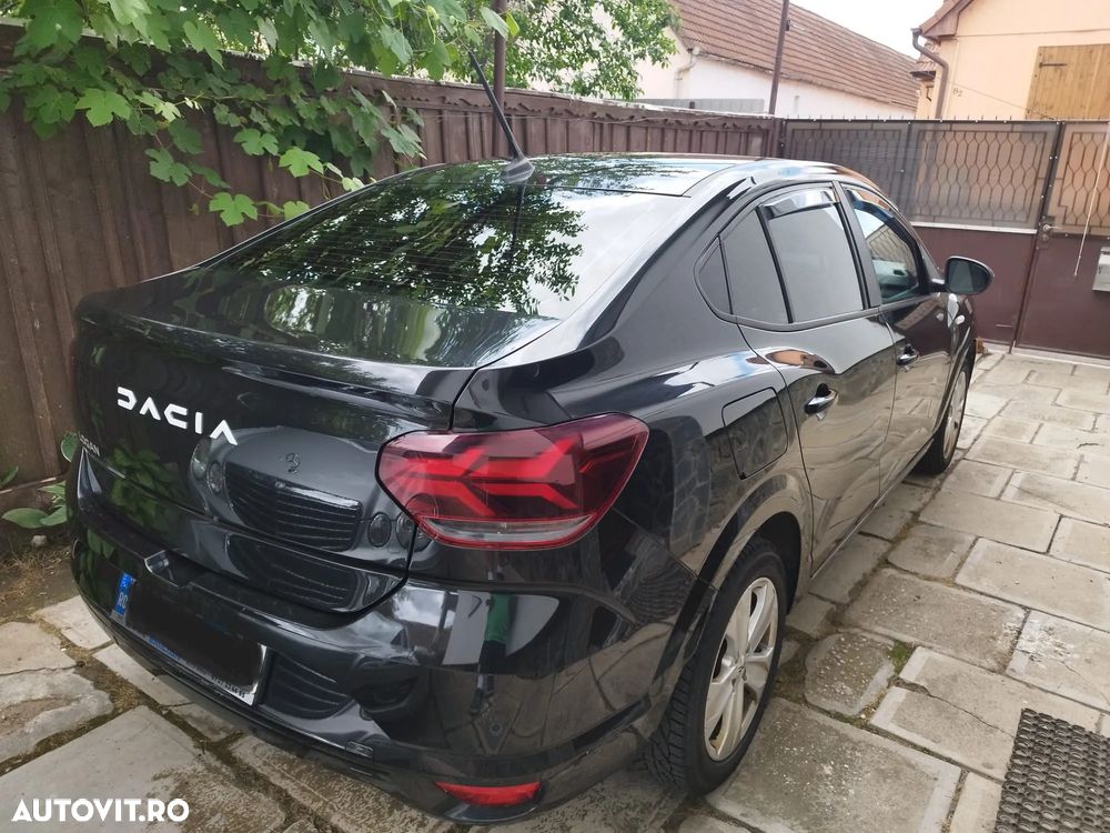 Dacia Logan TCe 90 Essential - 4