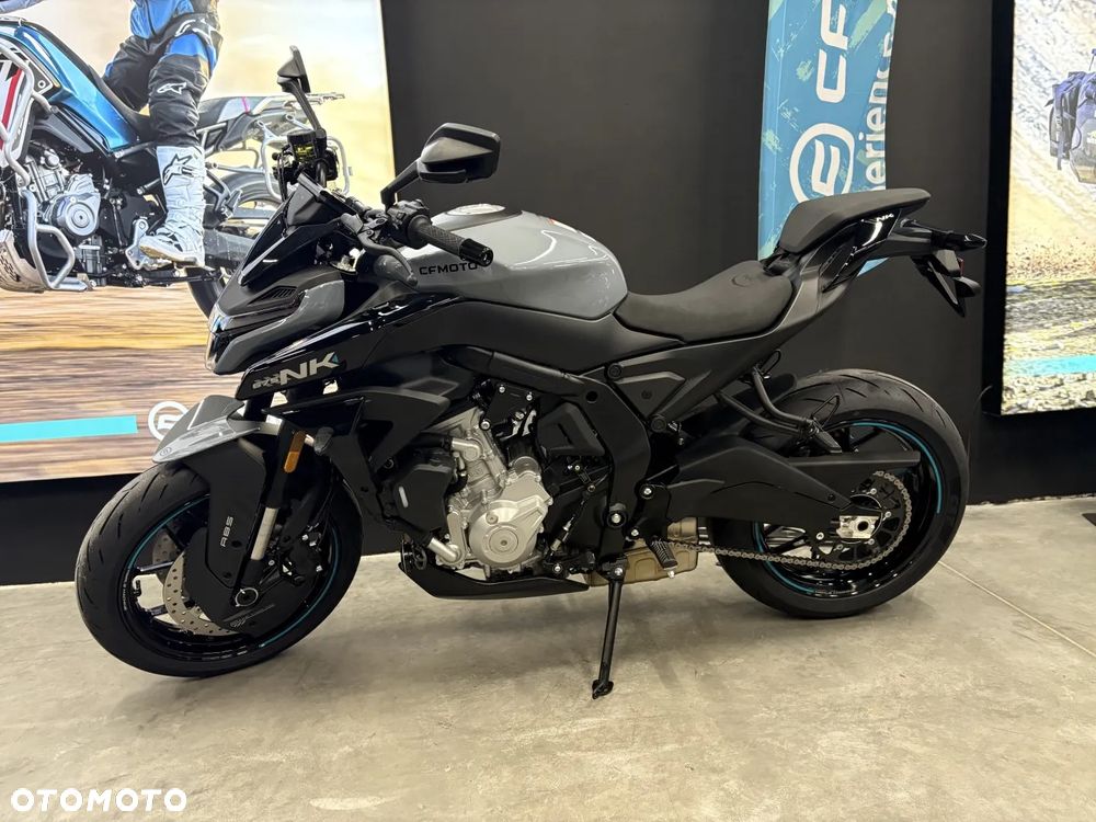 CFMoto 675NK - 10