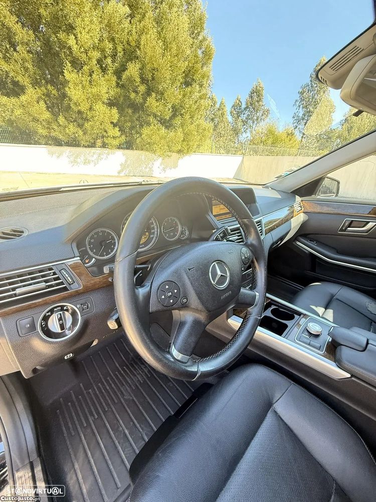 Mercedes-Benz 200 - 19