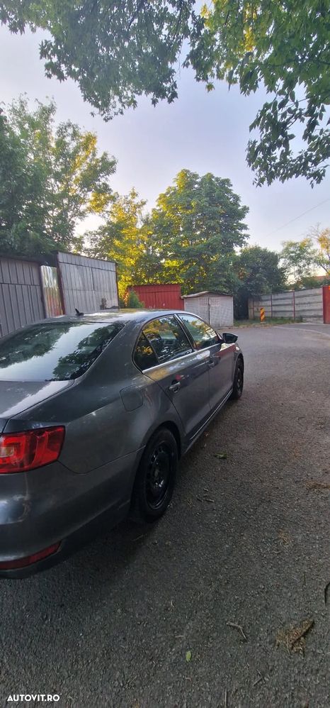 Volkswagen Jetta 1.6 TDI CR DPF Highline - 13