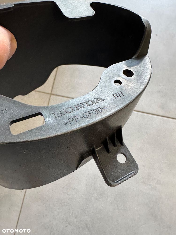 Honda Hrv Hr-v II mocowanie halogenu RH - 3