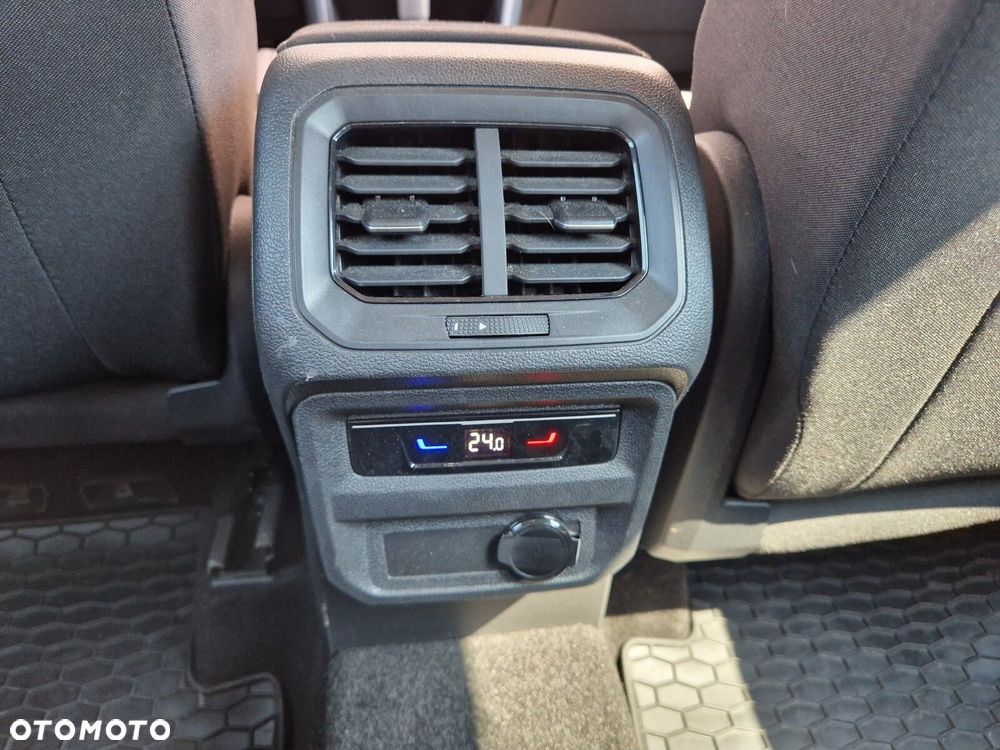 Volkswagen Tiguan 1.5 TSI EVO Elegance DSG - 36