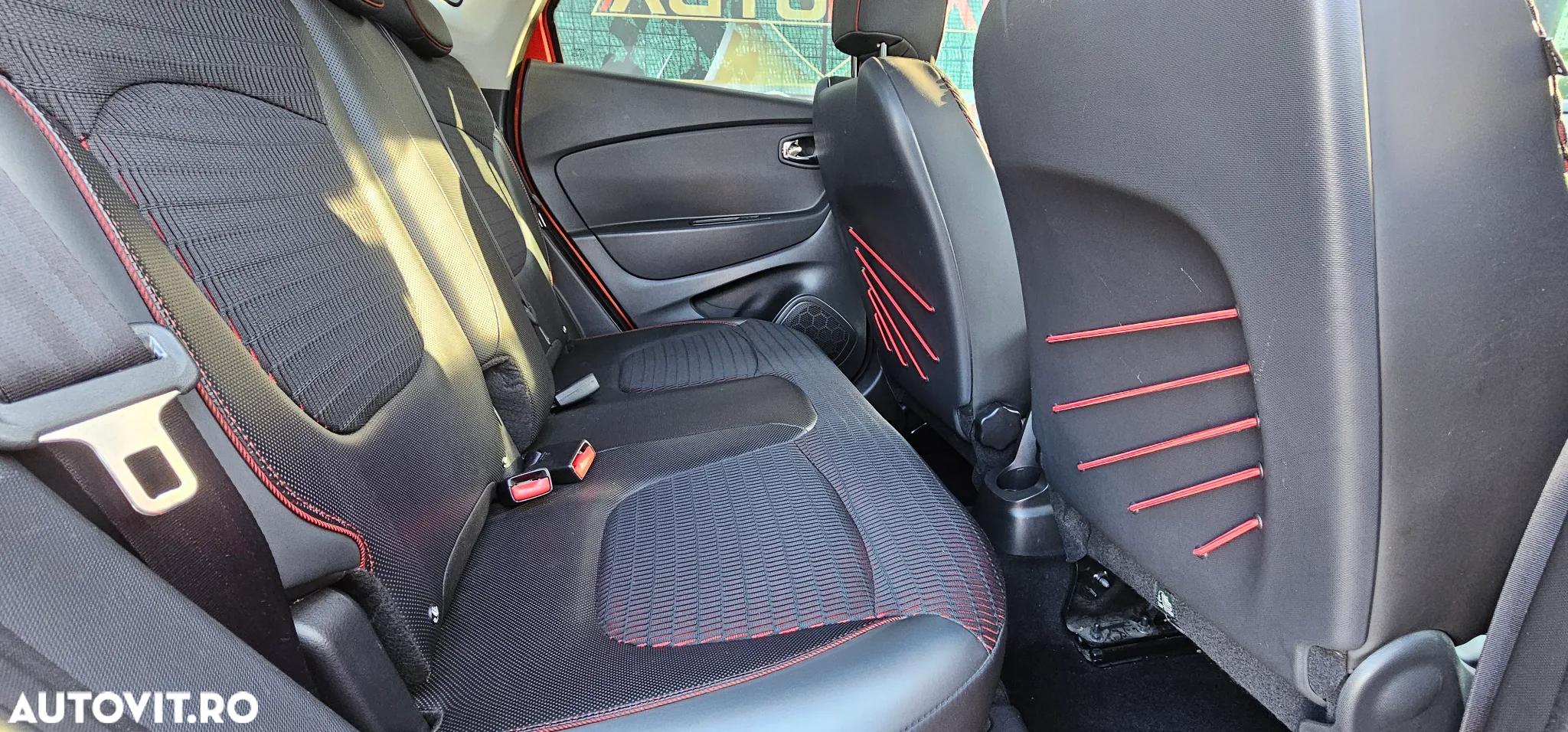 Renault Captur ENERGY dCi 90 Start&Stop Helly Hansen - 11