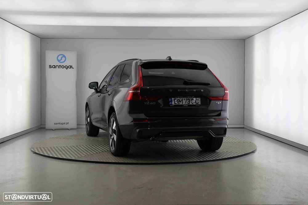 Volvo XC 60 2.0 T6 PHEV Plus Dark AWD - 6