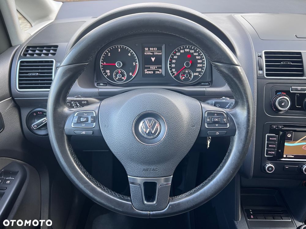 Volkswagen Touran 2.0 TDI DPF Life - 25
