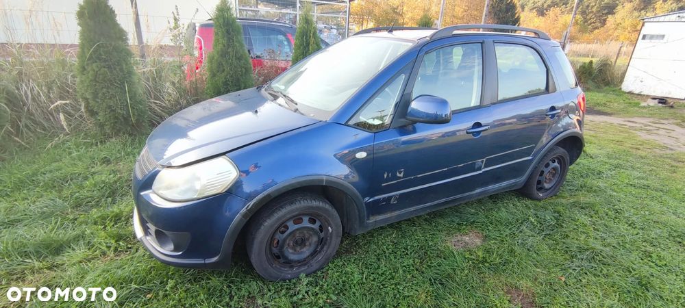 Suzuki SX4 - 7