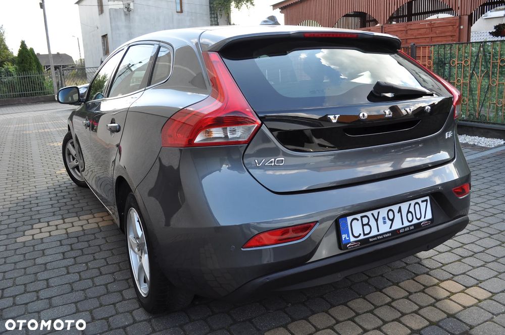 Volvo V40 D2 Momentum - 6