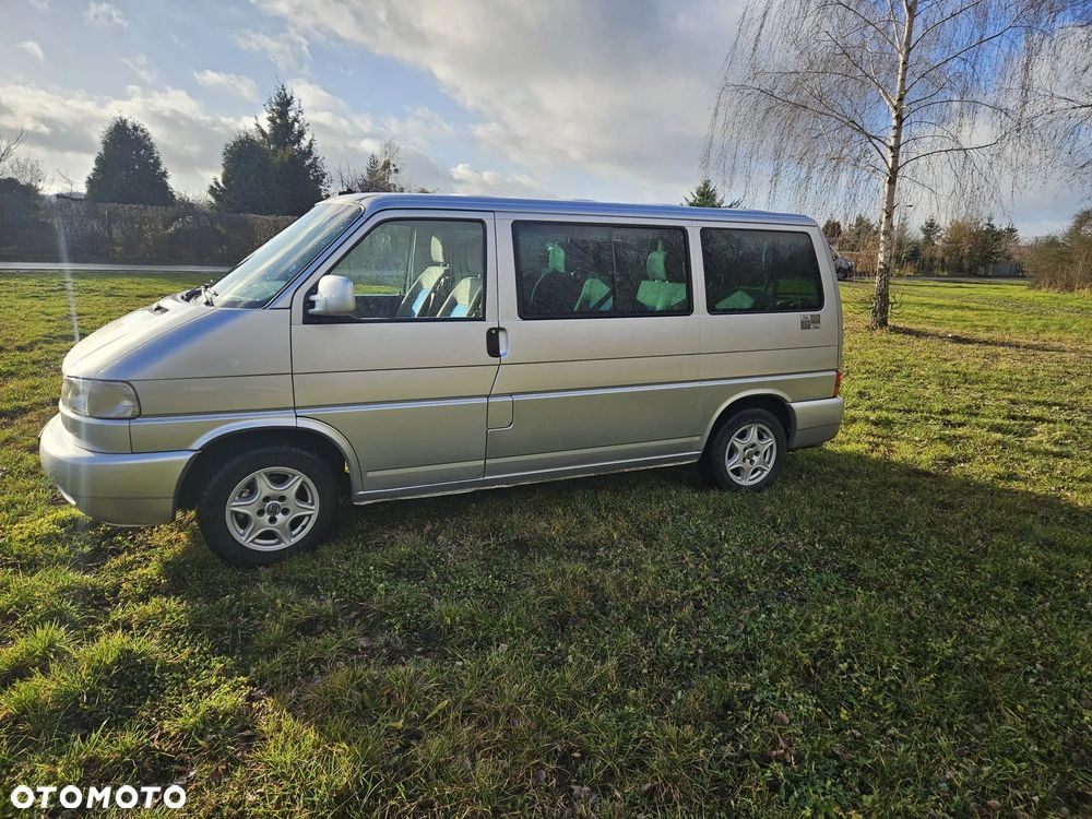 Volkswagen Multivan - 4