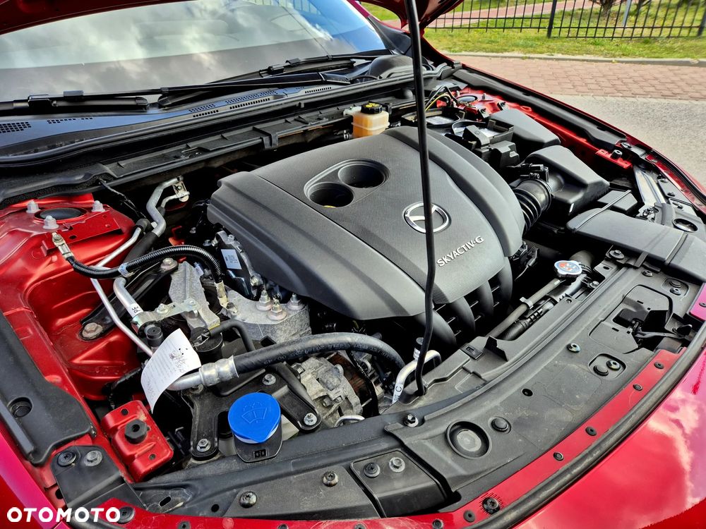 Mazda 3 e-SKYACTIV-G 122 M HYBRID EXCLUSIVE-LINE - 24