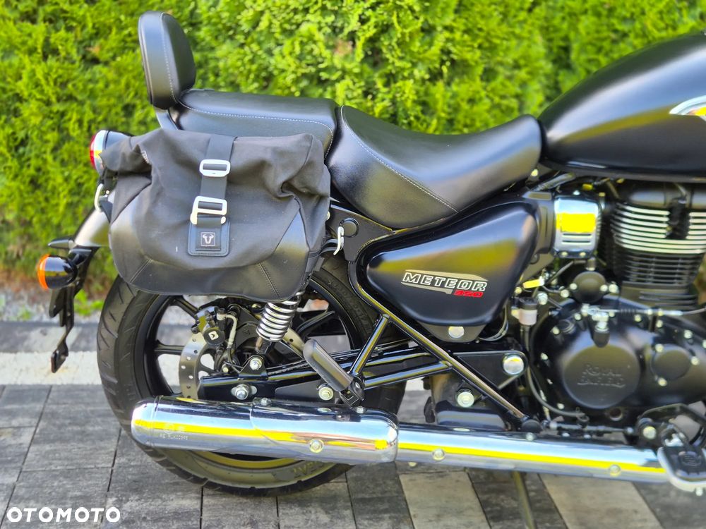 Royal Enfield Meteor - 12