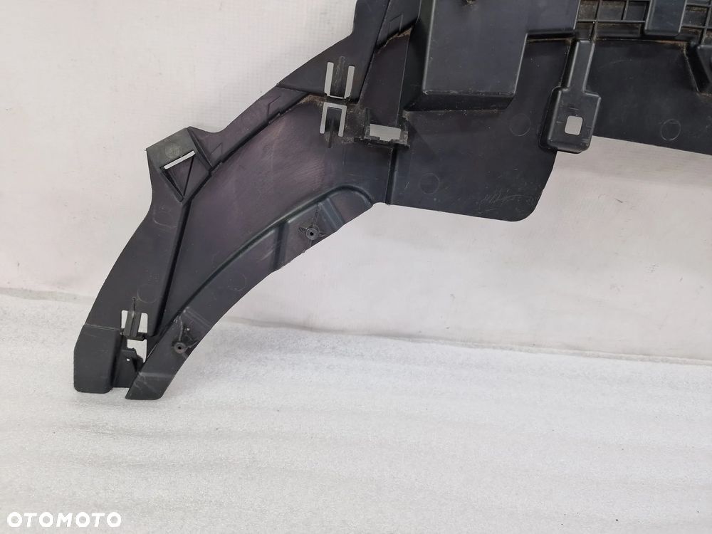 AUDI A3 / RS3 8V5 SEDAN LIFT 16- PŁYTA / OSŁONA POD ZDERZAK PRZEDNI , NR 8V5807233D , NR AUKCJI NSŁ493 - 2