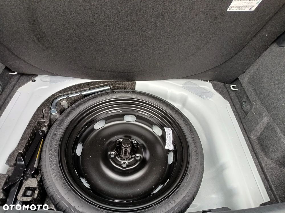 Cupra Leon 1.5 eTSI DSG - 32