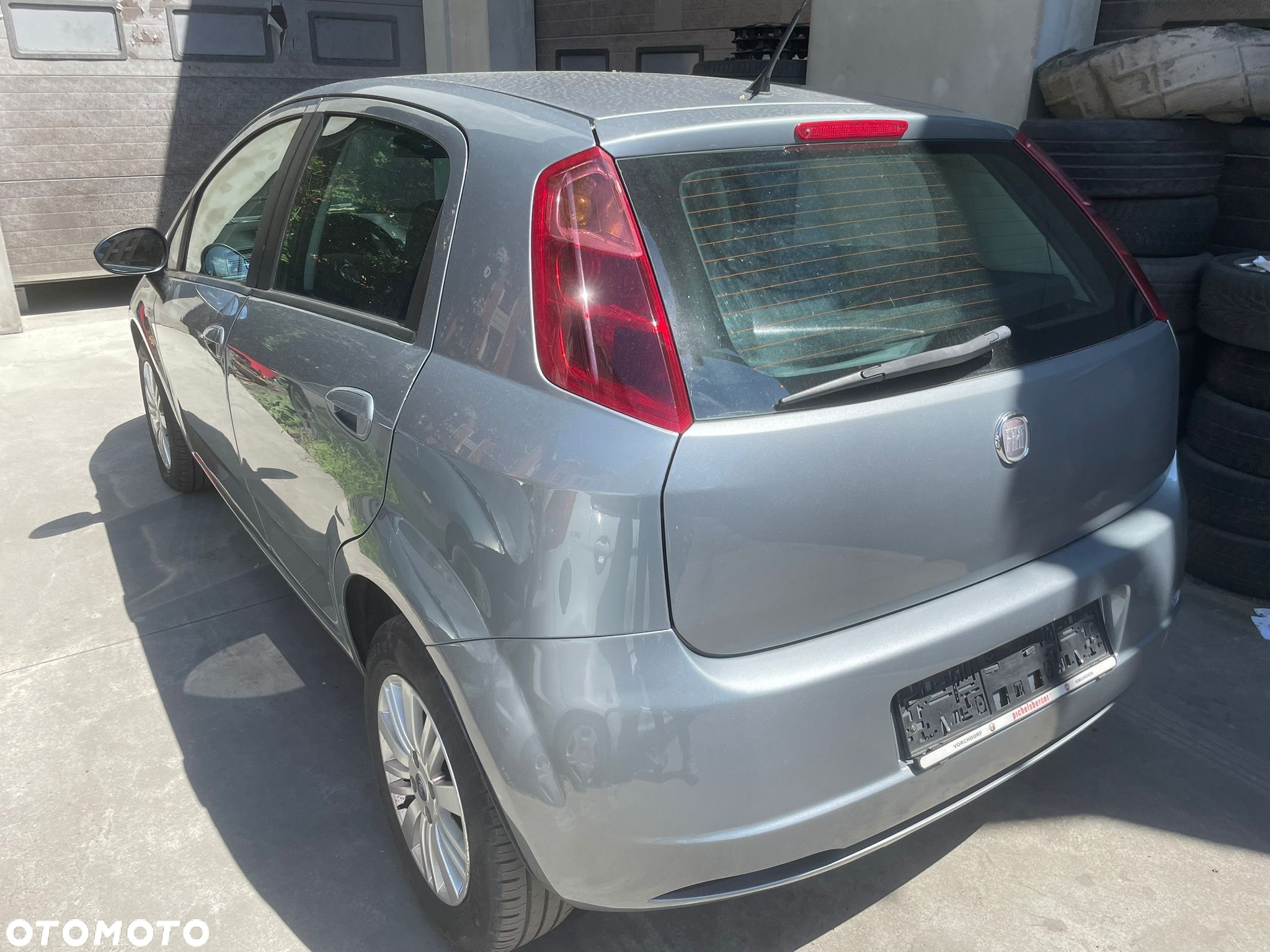 Fiat Grande Punto 1.4 8V Natural Power - 4