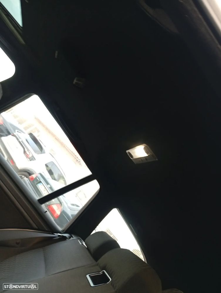 BMW 320 d Touring - 9