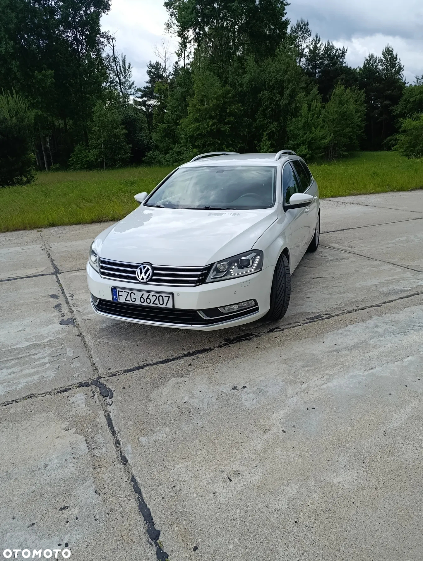 Volkswagen Passat 2.0 TDI 4Mot Highline DSG - 4