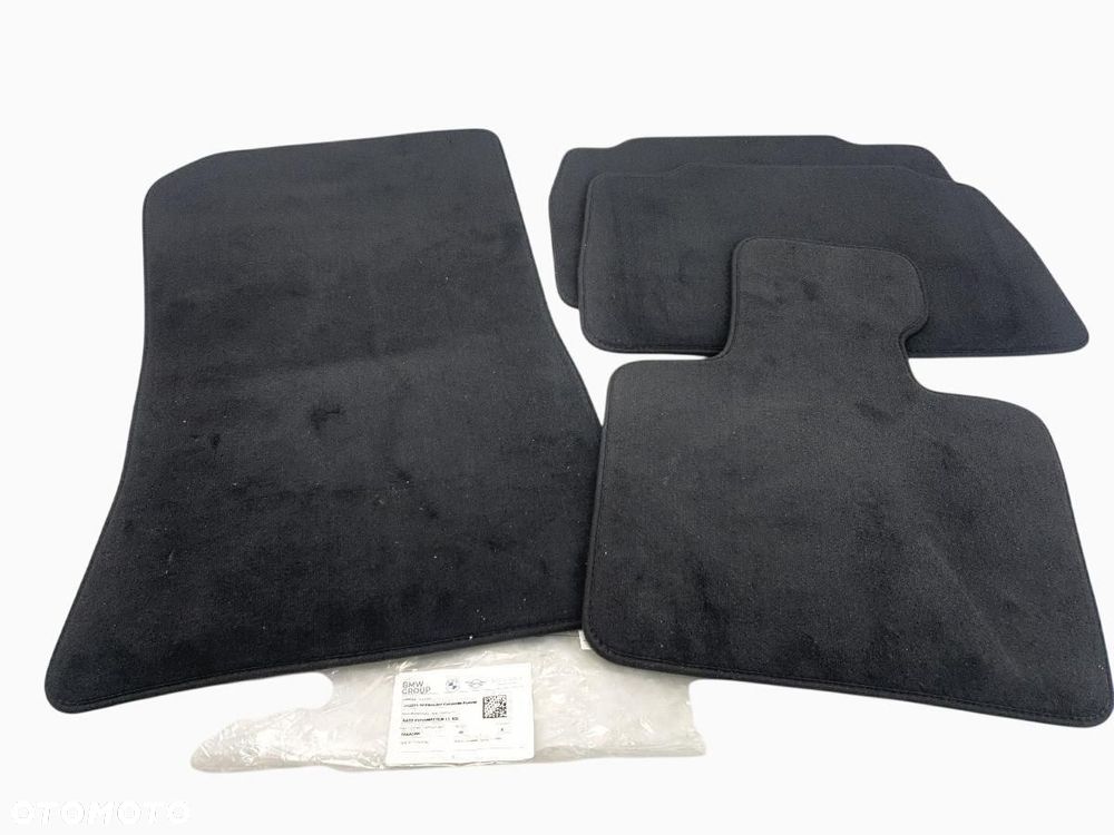 NOWY ORYGINAŁ DYWANIKI WELUR KOMPLET BMW 5 G60 5A6A5B9 - 1