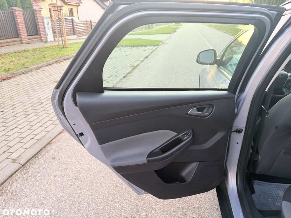 Ford Focus - 15