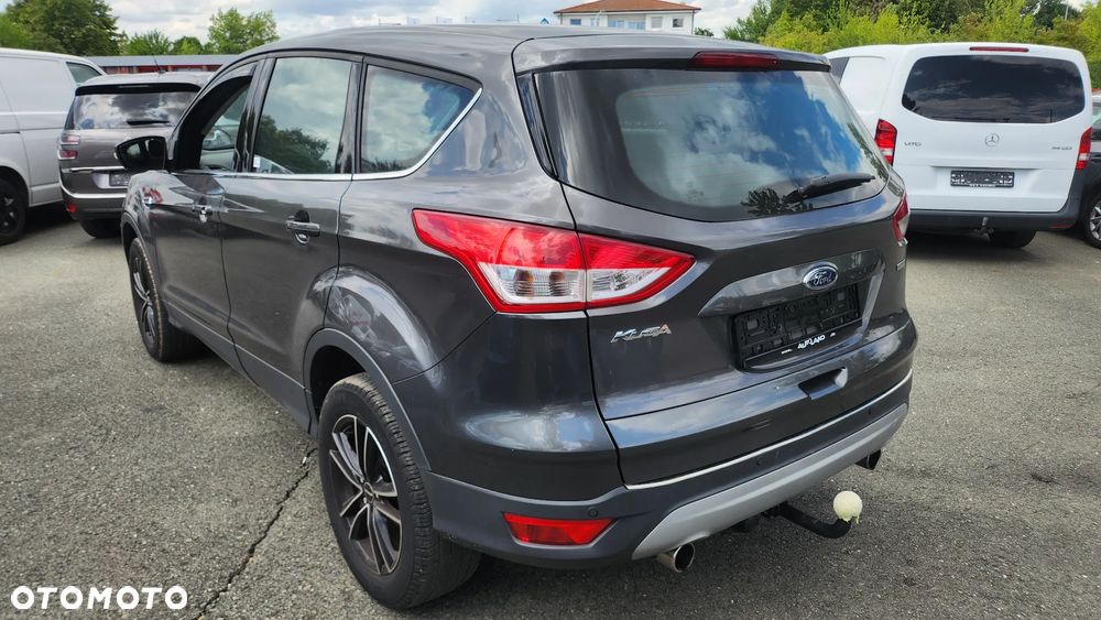 Ford Kuga - 31