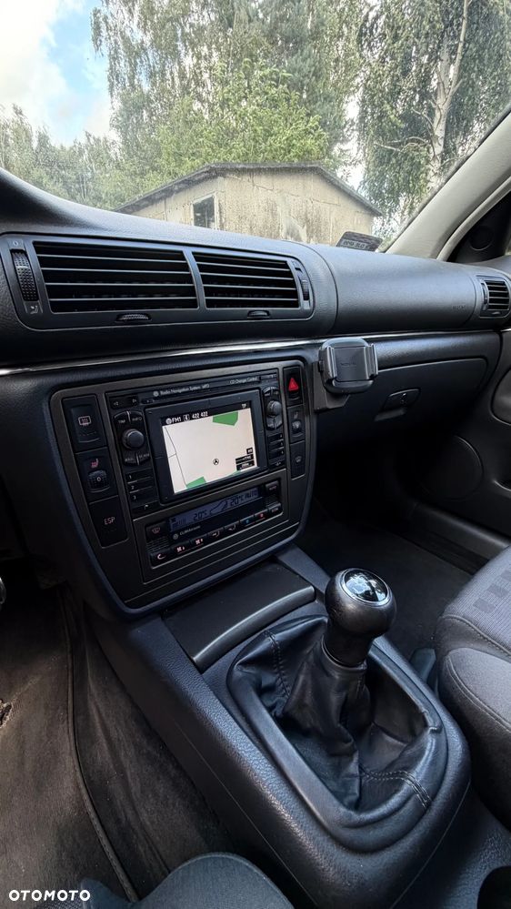 Volkswagen Passat 1.9 TDI Trendline - 13