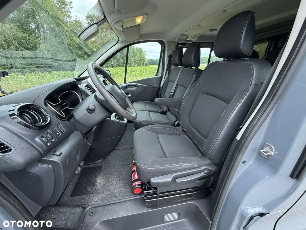 Renault Trafic - 18