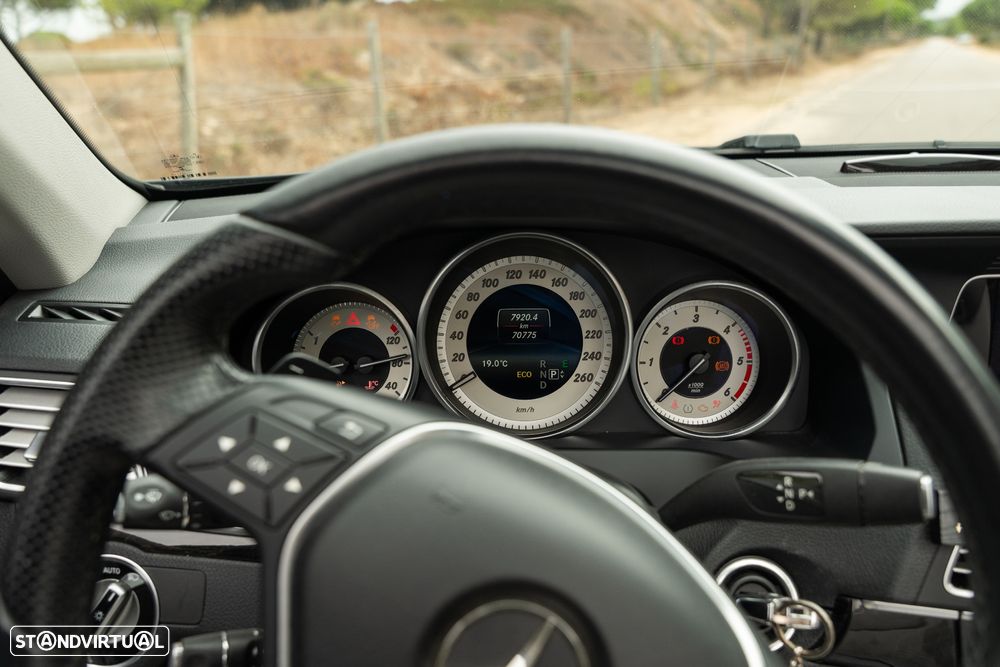 Mercedes-Benz E 220 - 5