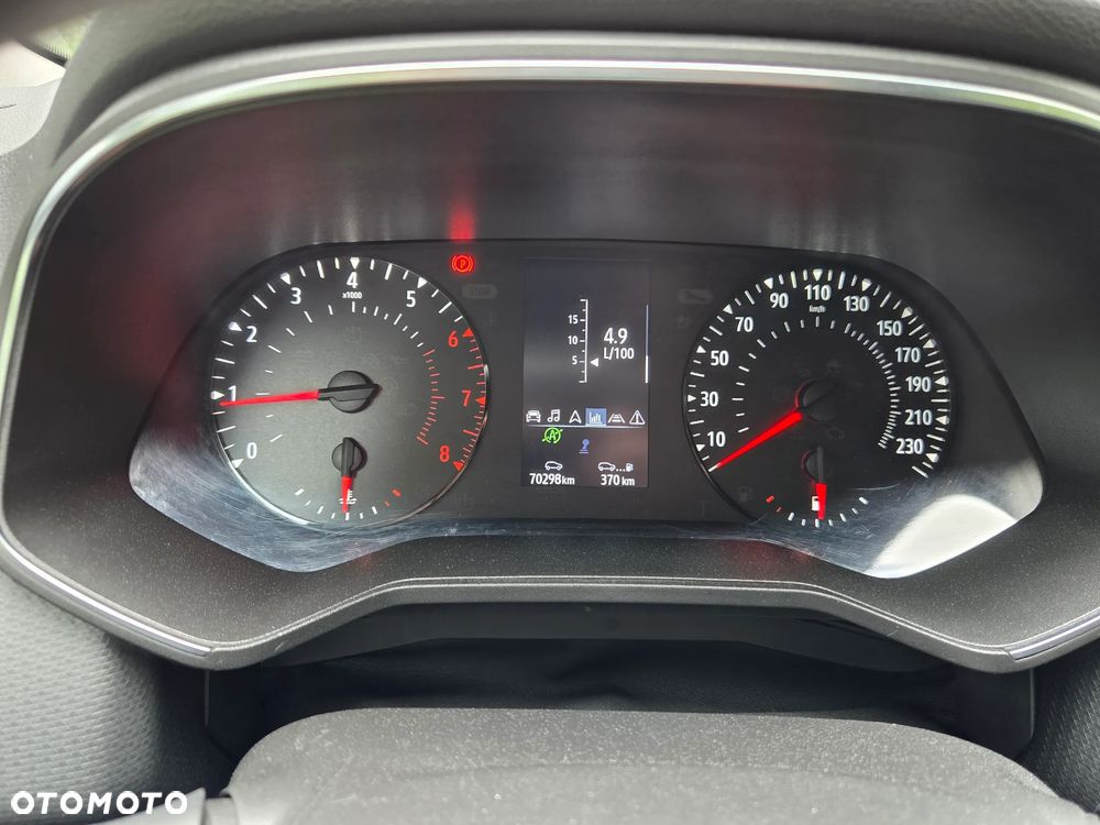 Renault Clio - 11