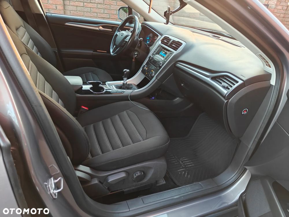 Ford Mondeo 1.5 EcoBoost Ambiente - 15