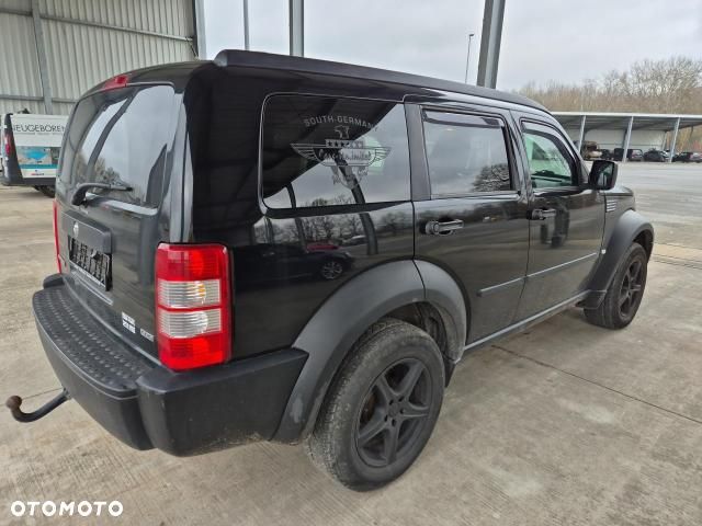 Dodge Nitro 2.8 CRD DPF SE - 3