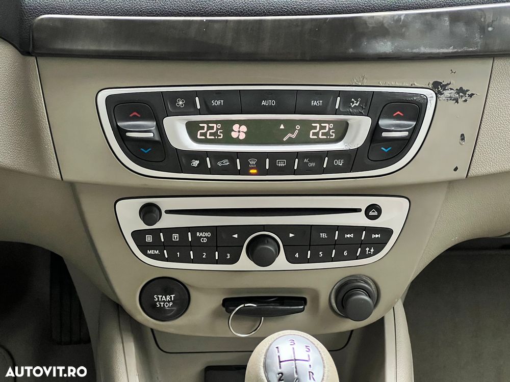 Renault Fluence 1.6 Dynamique - 16