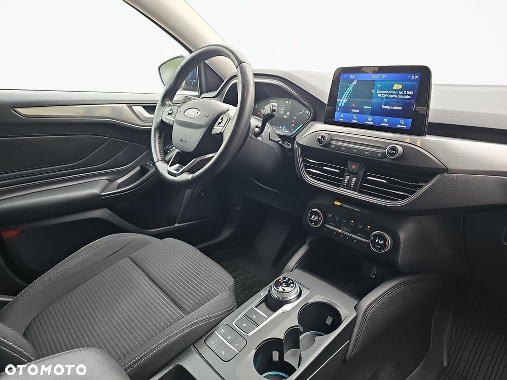 Ford Focus - 30