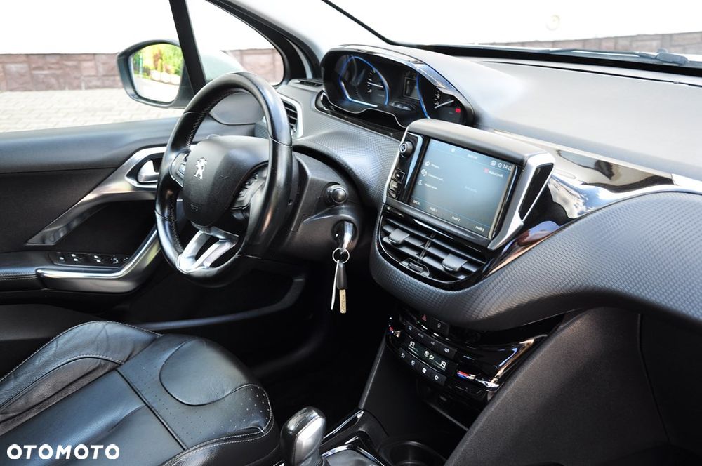 Peugeot 2008 PureTech 110 Stop&Start Crossway - 29