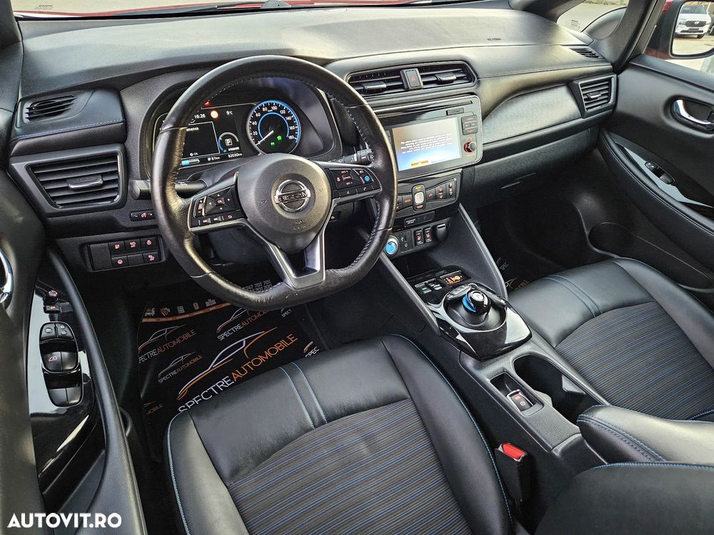 Nissan LEAF 40 kWh Tekna - 14