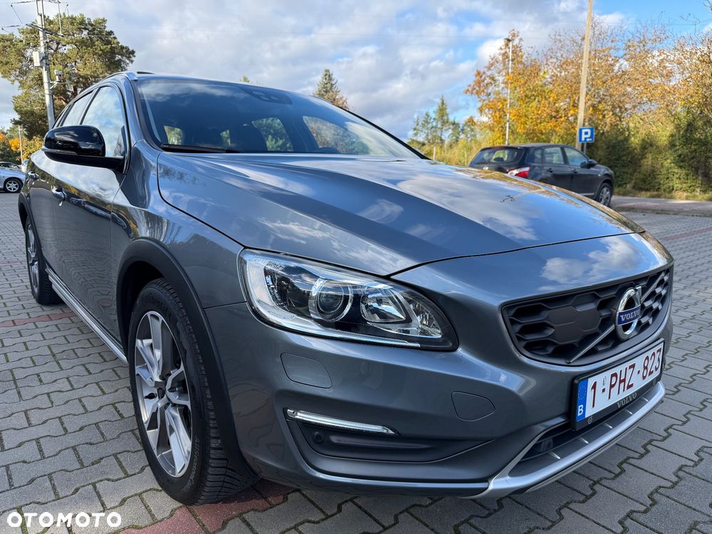 Volvo V60 Cross Country D4 Drive-E Summum - 3