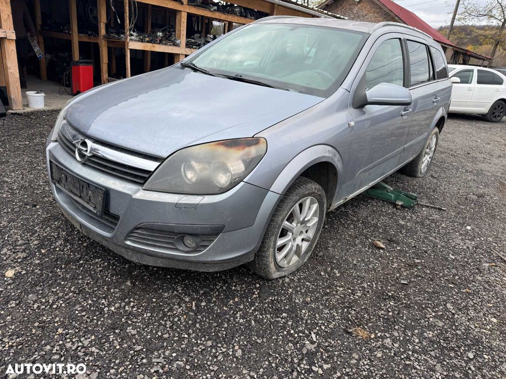 Dezmembrari Dezmembrez Piese piesa Dez Opel Astra H Z19DT 120cp break - 1