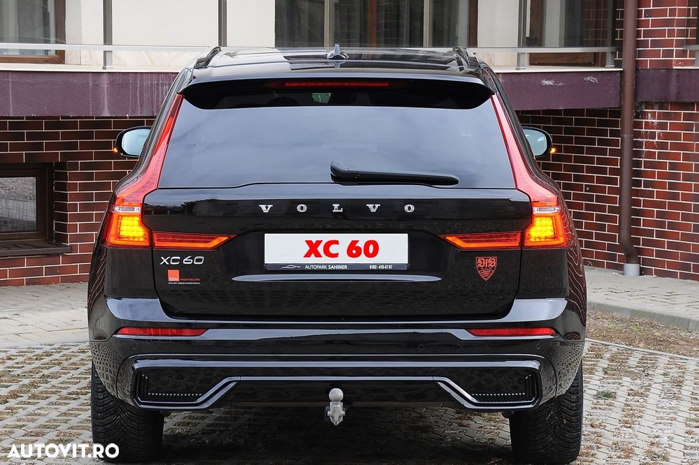 Volvo XC 60 B4 D AWD Plus Dark - 7