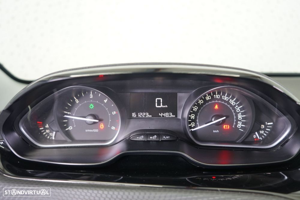 Peugeot 208 1.6 BlueHDi Active - 25