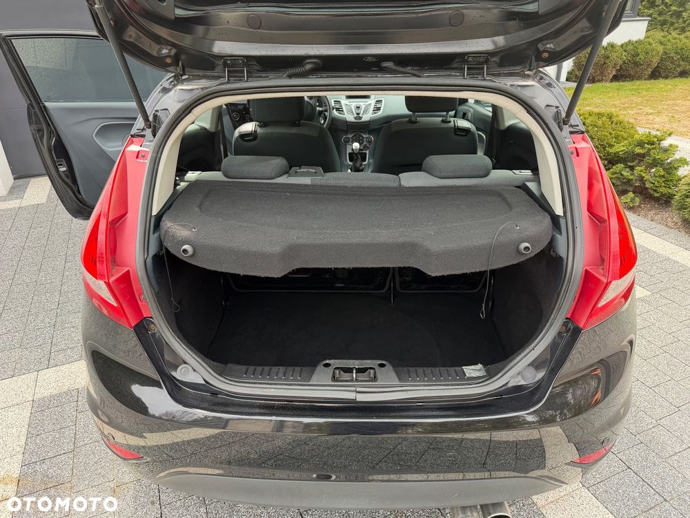 Ford Fiesta 1.25 Trend - 23