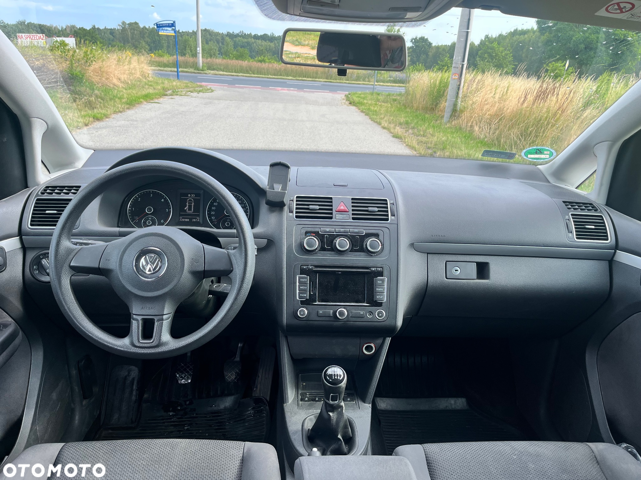 Volkswagen Touran 1.6 TDI DPF BlueMot Comfortline - 9