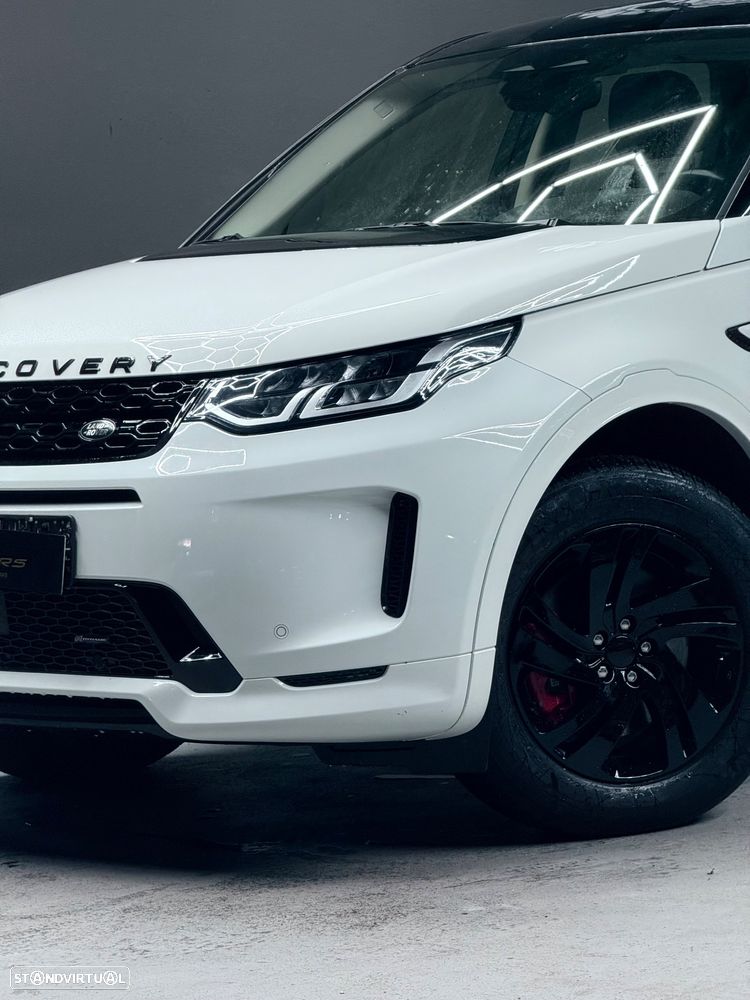 Land Rover Discovery Sport P300e R-Dynamic SE - 29