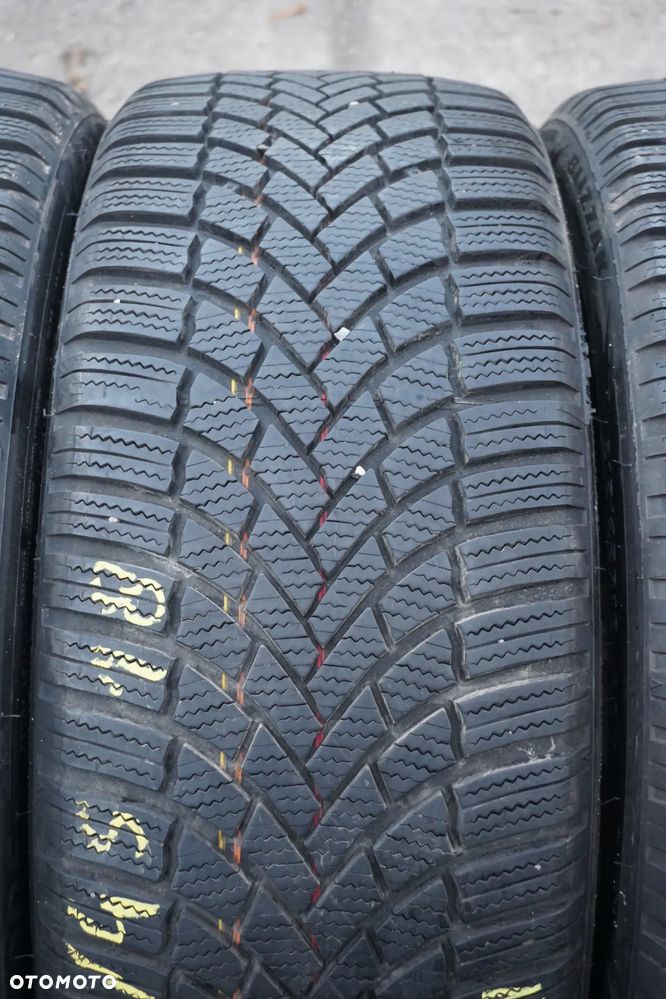 215 45 18 Bridgestone Blizzak 7mm - 4