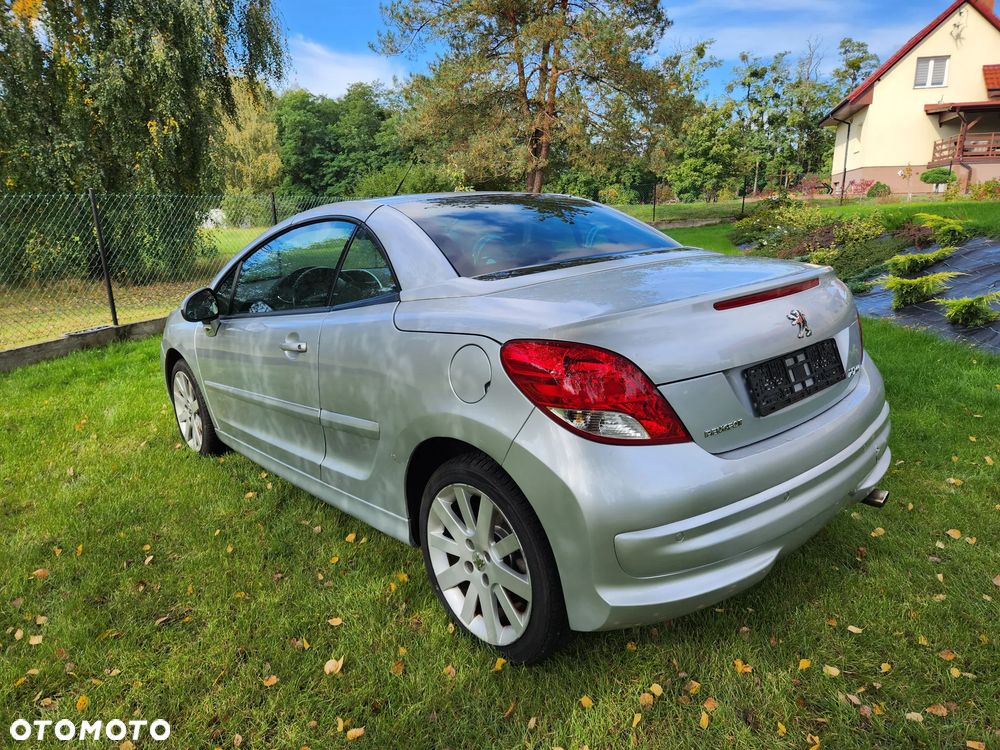 Peugeot 207 120 Automatik Sport - 21